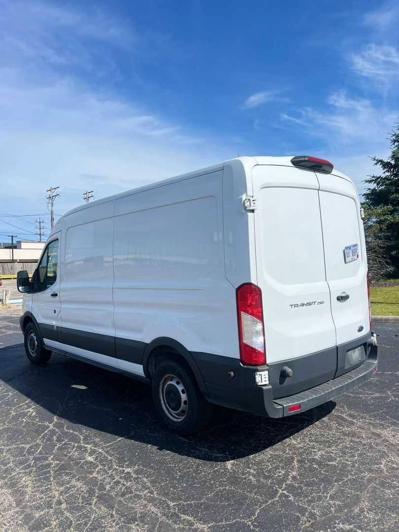 ford transit van 2018 1FTYR2CMXJKA57377 image ford transit van 2018 1FTYR2CMXJKA57377 image